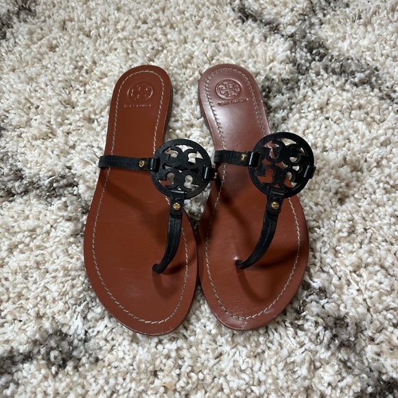 Tory Burch Shoes - Tory Burch Sandals, Size 9, Very Gently Used Condition, Perfect Neutral Sandal!